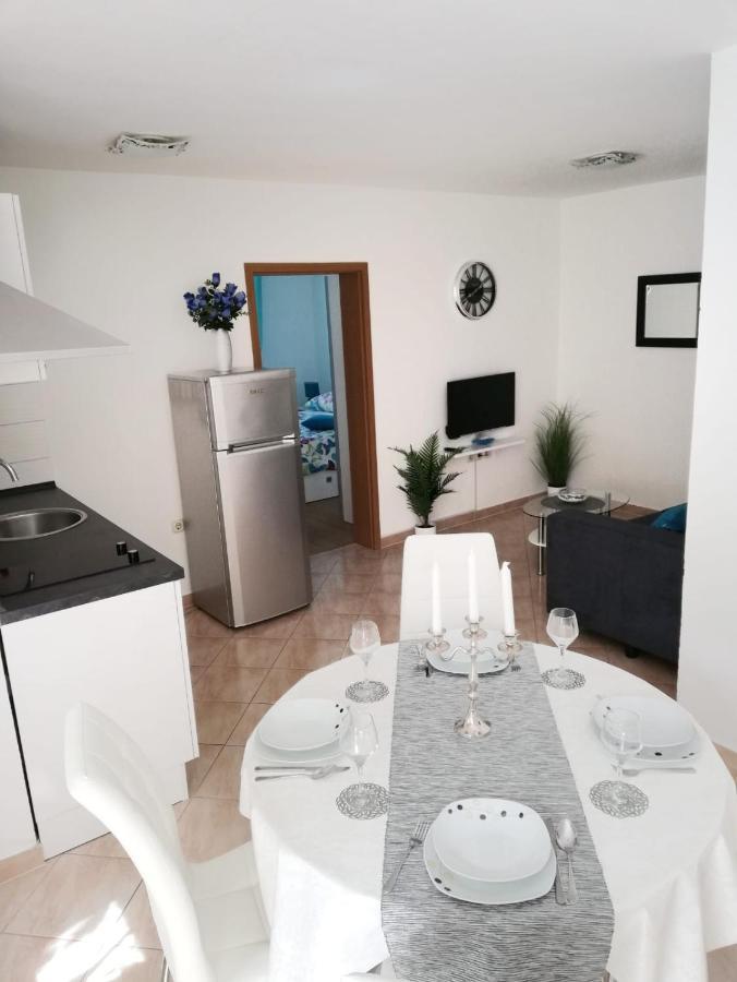 Apartment Toni With Private Parking Zadar Exteriér fotografie