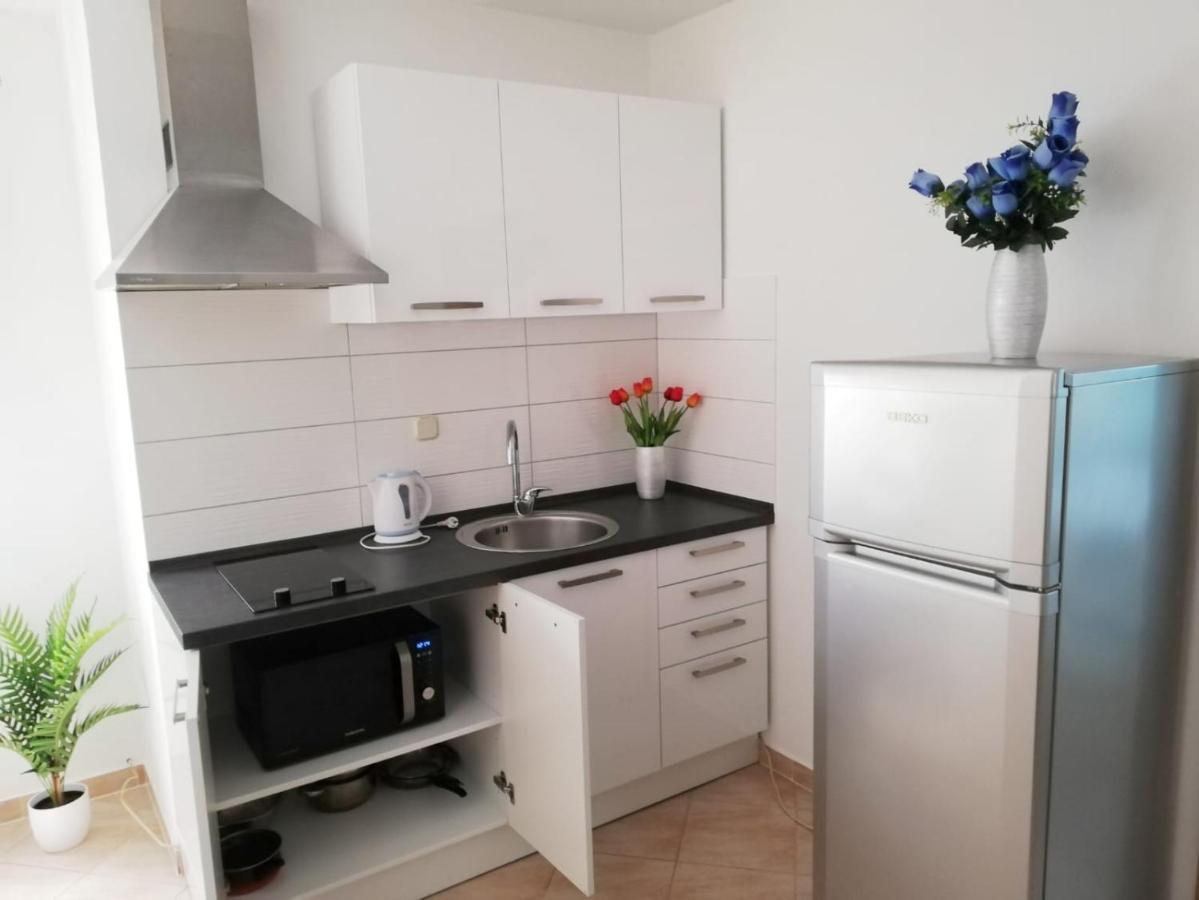Apartment Toni With Private Parking Zadar Exteriér fotografie